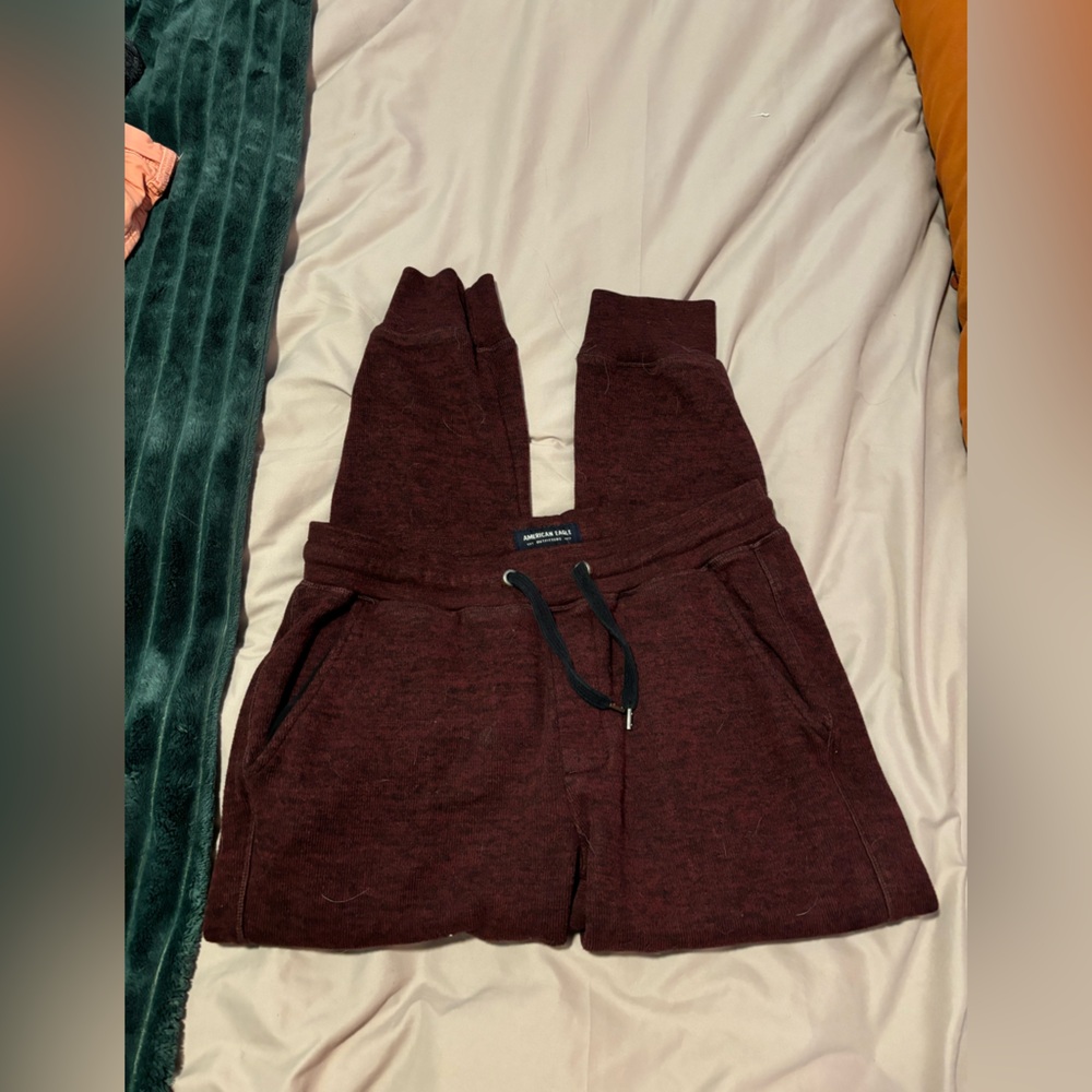 Men’s American Eagle joggers